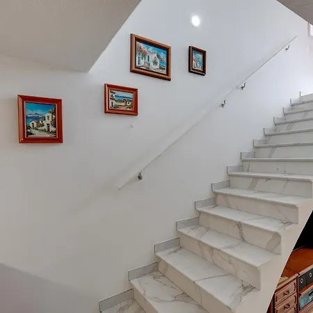 Lovely House In Americas Apartman