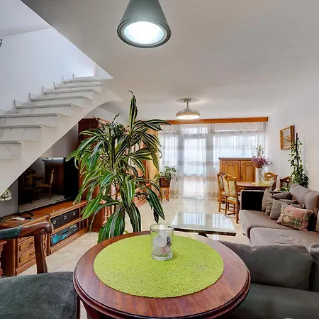 Lovely House In Americas Плая-де-лас-Америкас